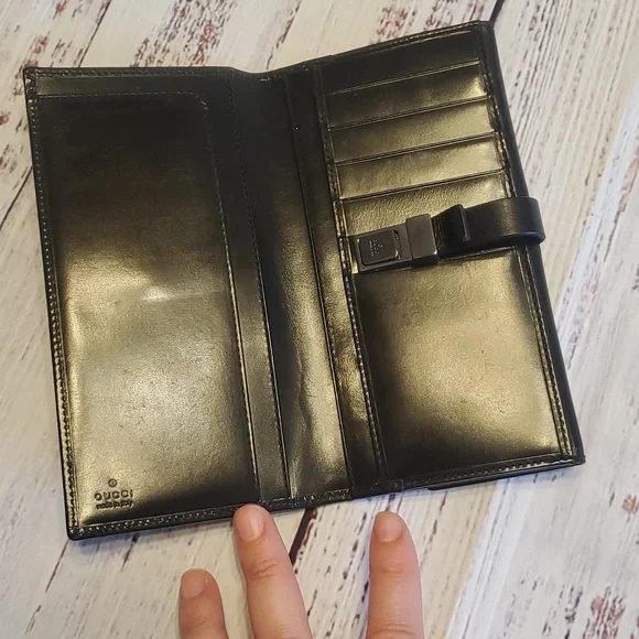 AUTHENTIC Gucci Black Long Bifold Flap Slim Wallet - Picture 4 of 10